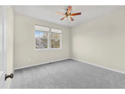 1809 W 2nd Avenue Junction City OR 97448