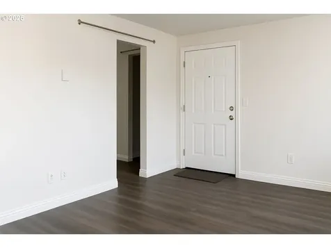 166 NE 8th Street Newport OR 97365
