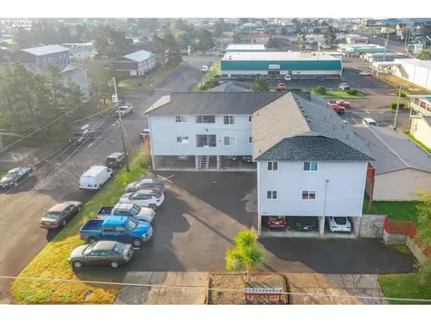166 NE 8th Street Newport OR 97365
