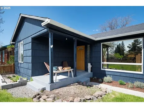 699 NE Ochoco Avenue Prineville OR 97754