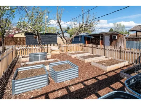 699 NE Ochoco Avenue Prineville OR 97754