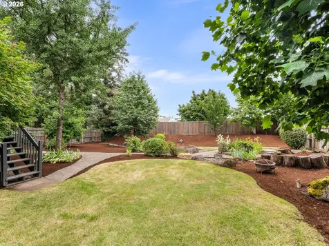 19490 Wilderness Drive West Linn OR 97068