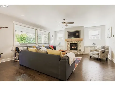2795 SE Waibel Drive Hillsboro OR 97123