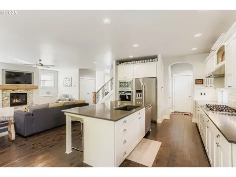 2795 SE Waibel Drive Hillsboro OR 97123