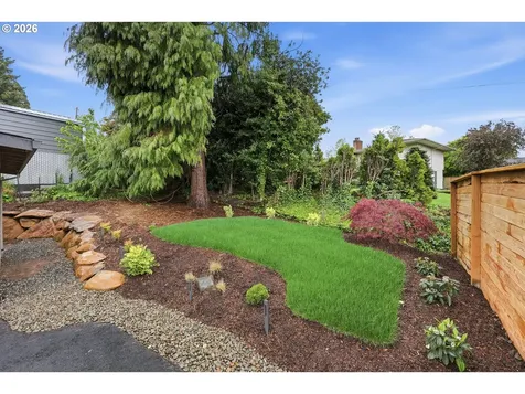 4194 SE View Acres Road Milwaukie OR 97267