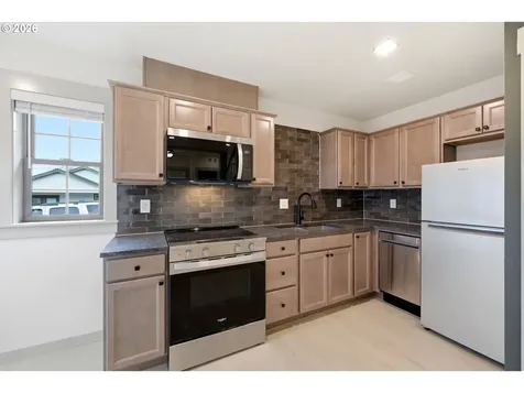 4194 SE View Acres Road Milwaukie OR 97267