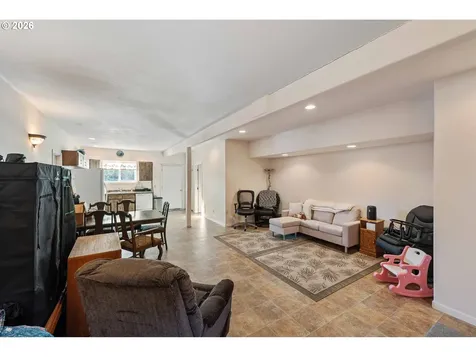 770 18th Avenue Coos Bay OR 97420