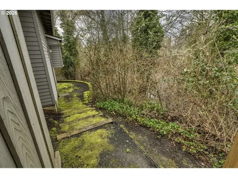 2484 NE Nicki Court Hillsboro OR 97124