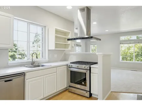 3519 S Kelly Avenue Portland OR 97239