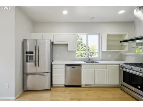 3519 S Kelly Avenue Portland OR 97239
