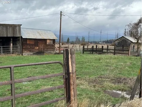 247 Troh Lane Glenwood WA 98619