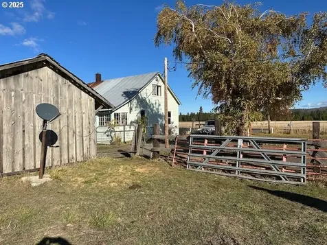 247 Troh Lane Glenwood WA 98619