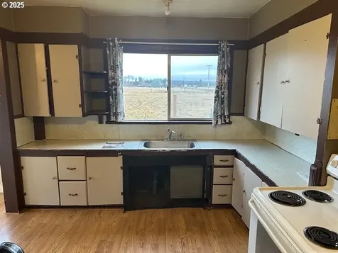 247 Troh Lane Glenwood WA 98619