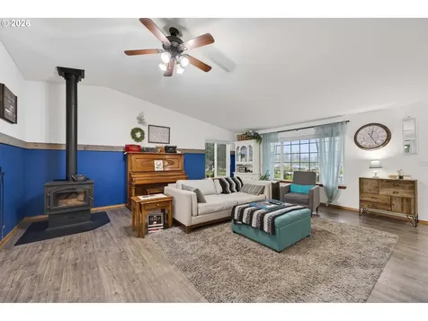 11616 Lewis River Road Ariel WA 98603