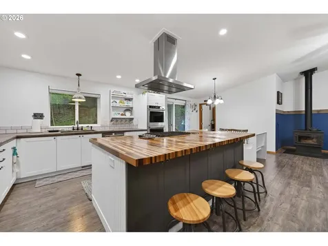 11616 Lewis River Road Ariel WA 98603