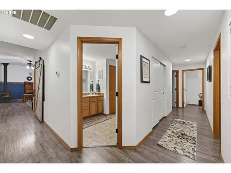 11616 Lewis River Road Ariel WA 98603