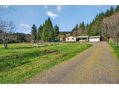 11616 Lewis River Road Ariel WA 98603