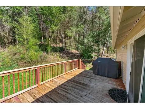 11616 Lewis River Road Ariel WA 98603