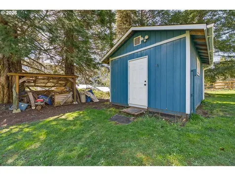 11616 Lewis River Road Ariel WA 98603
