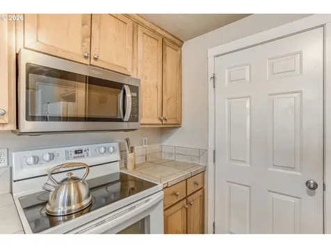 17395 SW Vincent Street Beaverton OR 97078