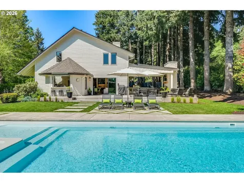 19428 35th Court Lake Oswego OR 97034