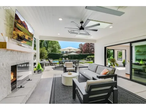 19428 35th Court Lake Oswego OR 97034