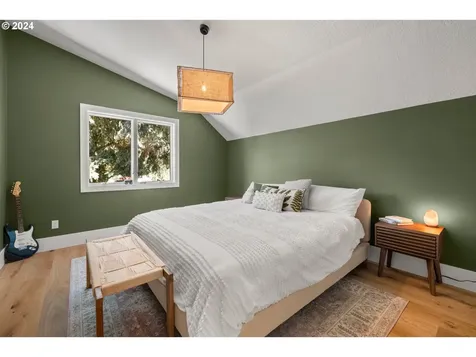 19428 35th Court Lake Oswego OR 97034