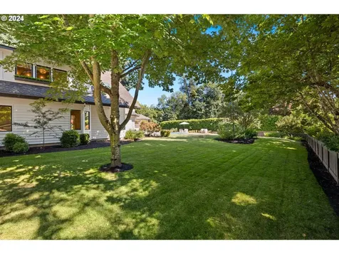 19428 35th Court Lake Oswego OR 97034