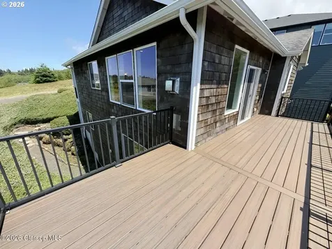 2133 Middle Fork Circle Seaside OR 97138
