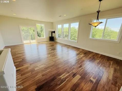 2133 Middle Fork Circle Seaside OR 97138