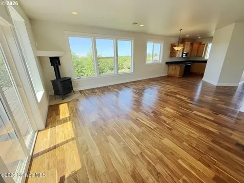 2133 Middle Fork Circle Seaside OR 97138