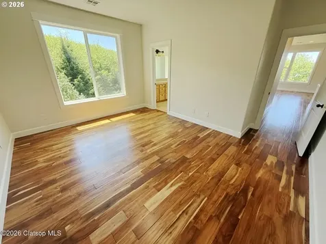 2133 Middle Fork Circle Seaside OR 97138
