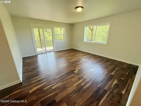 2133 Middle Fork Circle Seaside OR 97138