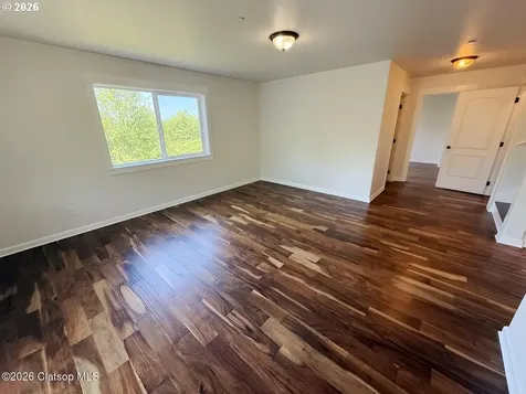 2133 Middle Fork Circle Seaside OR 97138