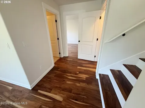 2133 Middle Fork Circle Seaside OR 97138
