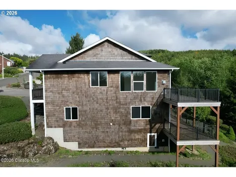 2133 Middle Fork Circle Seaside OR 97138