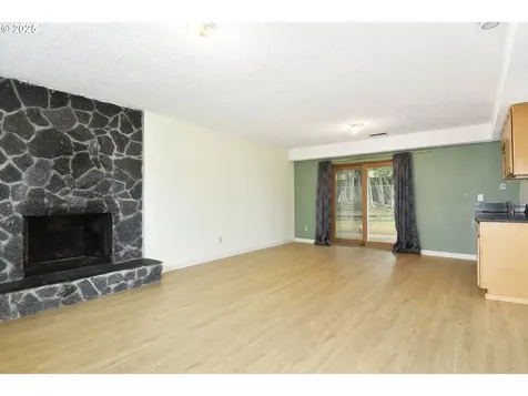 1935 SE 161st Avenue Portland OR 97233