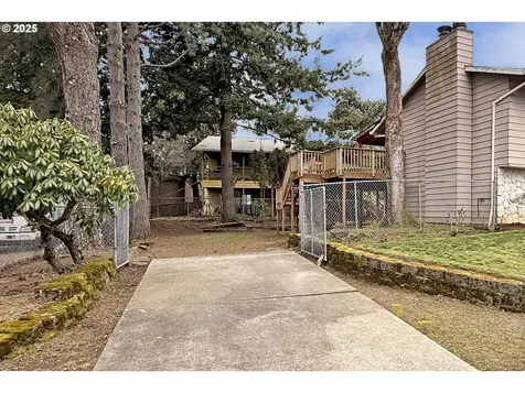1935 SE 161st Avenue Portland OR 97233