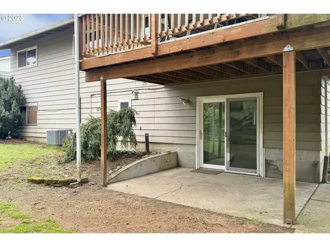 1935 SE 161st Avenue Portland OR 97233