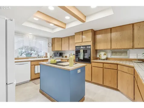 3017 SE Blairmont Drive Vancouver WA 98683