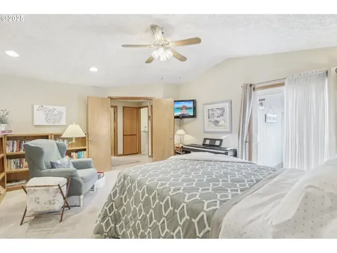 3017 SE Blairmont Drive Vancouver WA 98683