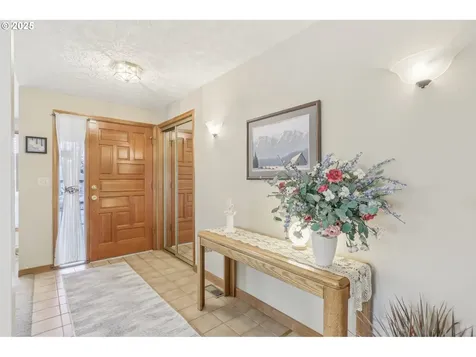 3017 SE Blairmont Drive Vancouver WA 98683