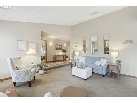 3017 SE Blairmont Drive Vancouver WA 98683