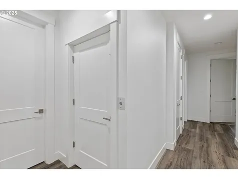 813 SW 9th Street Lincoln City OR 97367
