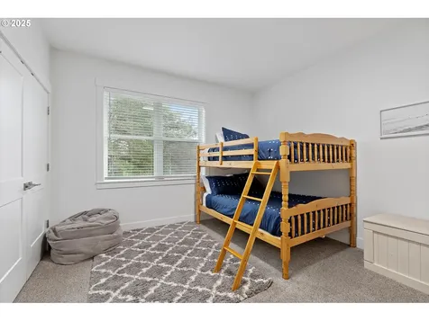 813 SW 9th Street Lincoln City OR 97367