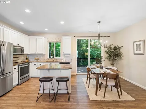 13143 SW Brianne Way Portland OR 97223