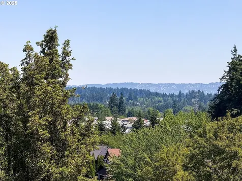 13143 SW Brianne Way Portland OR 97223