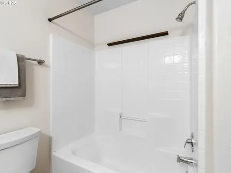13143 SW Brianne Way Portland OR 97223