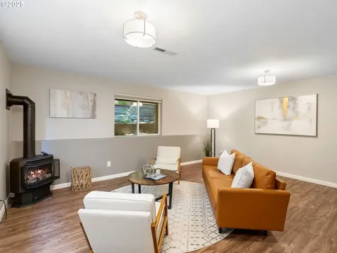13143 SW Brianne Way Portland OR 97223