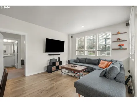 17126 SW Snowdale Street Beaverton OR 97007